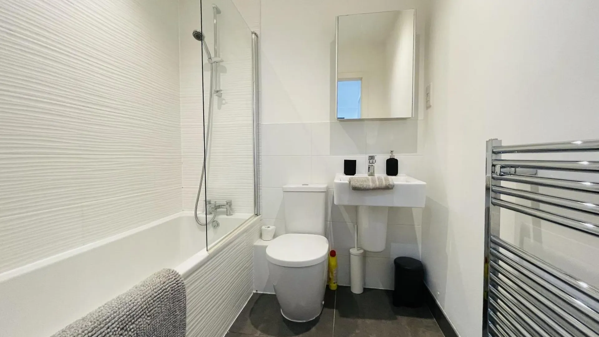 Southernhay Court Apartments By Staytor Accommodation Exeter